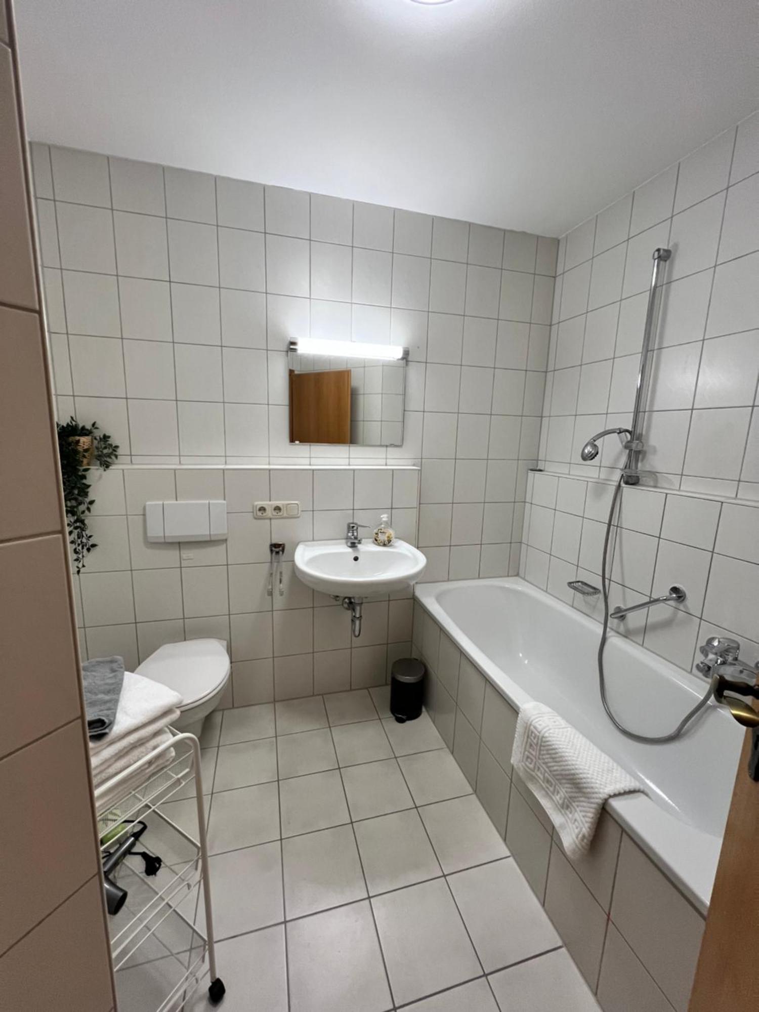 Dg-Wohnung In Waldkraiburg 50Qm Экстерьер фото